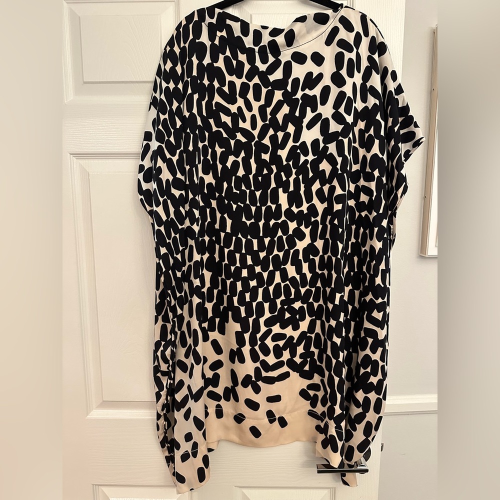 Diane von Furstenberg silk shift dress